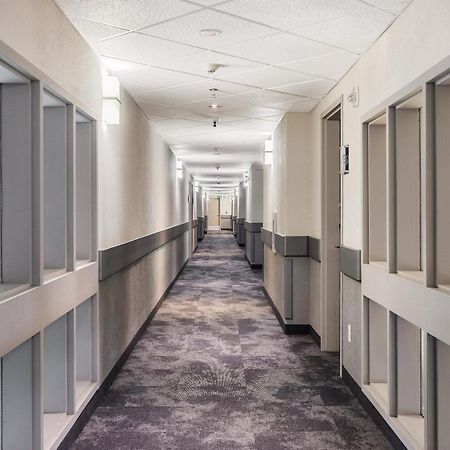 Home Inn & Suites Йорктън Екстериор снимка