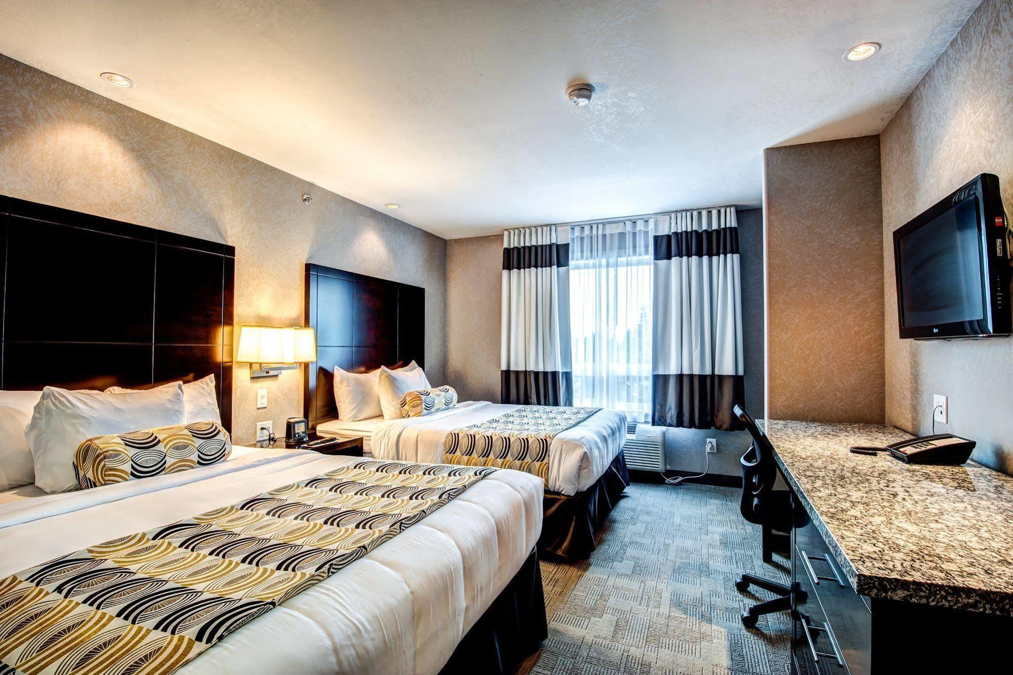 Home Inn & Suites Йорктън Екстериор снимка